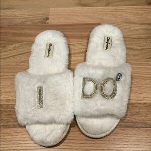 White Furry 'I DO' Slippers